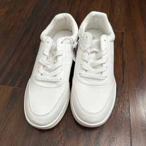Old Navy Faux Leather Sneakers